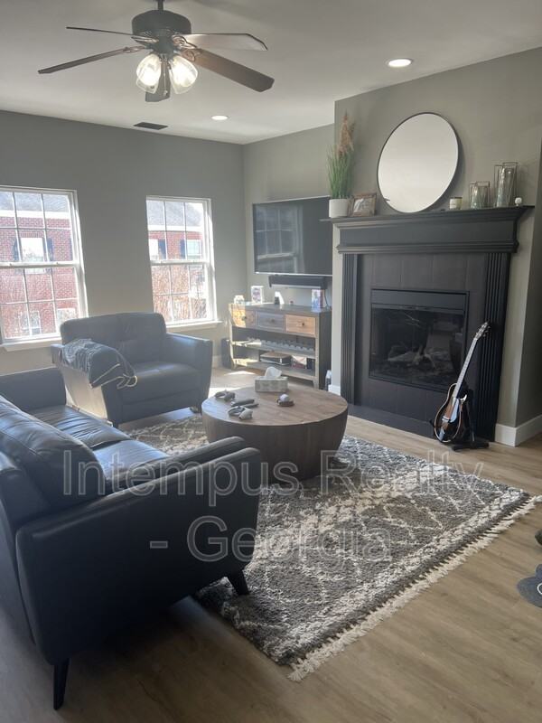 301 Station Trl - Photo 7 of 14