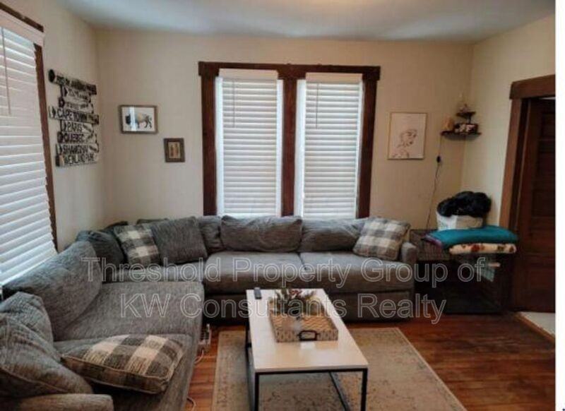 1485 N 6th St - Photo 2 of 11