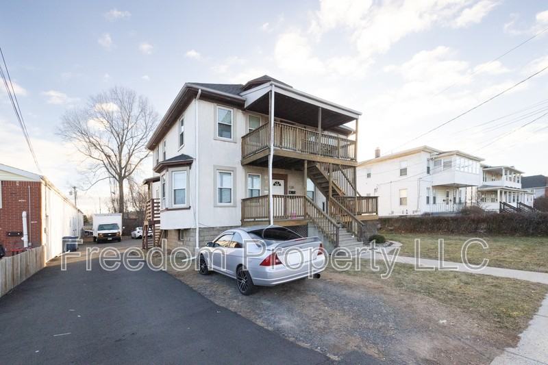 120 Whiting St. Plainville1St Floor - Photo 7 of 19