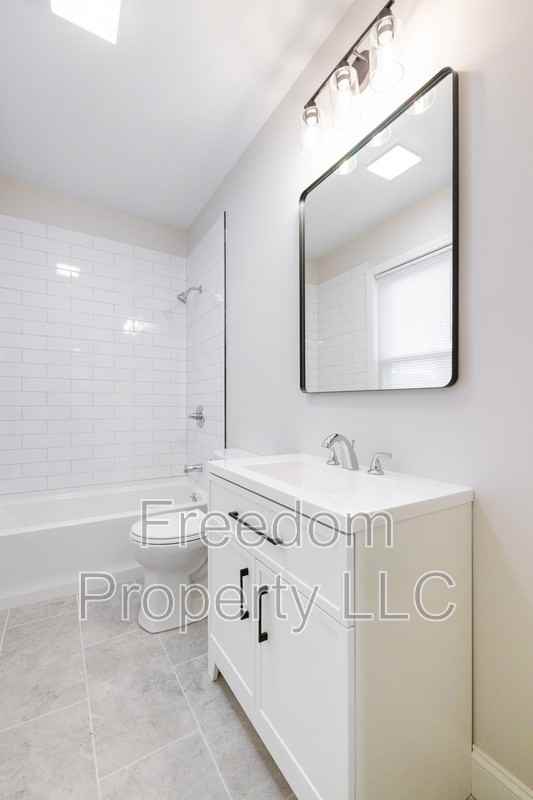 120 Whiting St. Plainville1St Floor - Photo 4 of 19