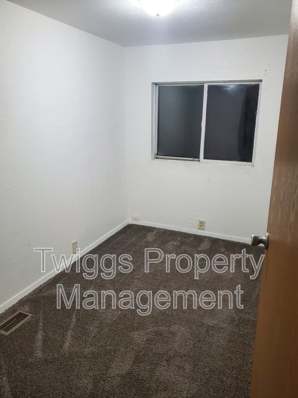 107 Gumbo Dr #10 - Photo 4 of 8