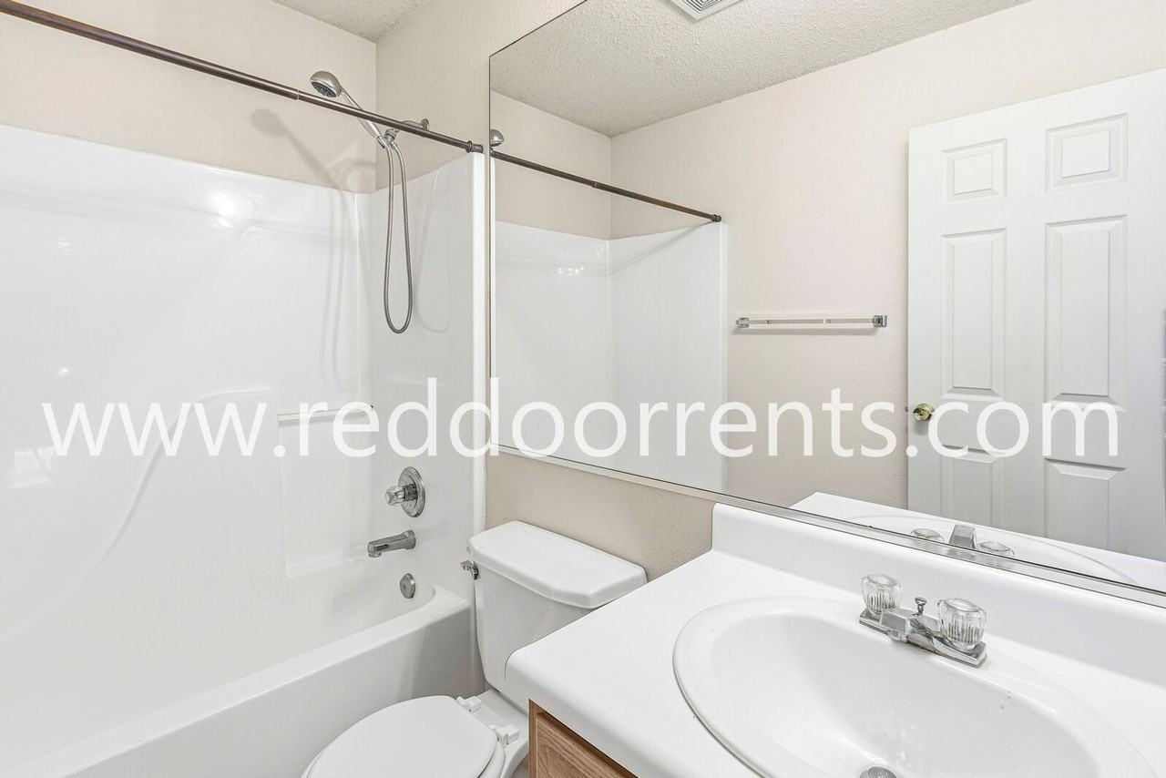 12262 Running Springs Rd - Photo 7 of 39