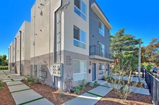 Luxury 2 & 4 Bed Townhomes in NoHo! - Photo 1 of 1