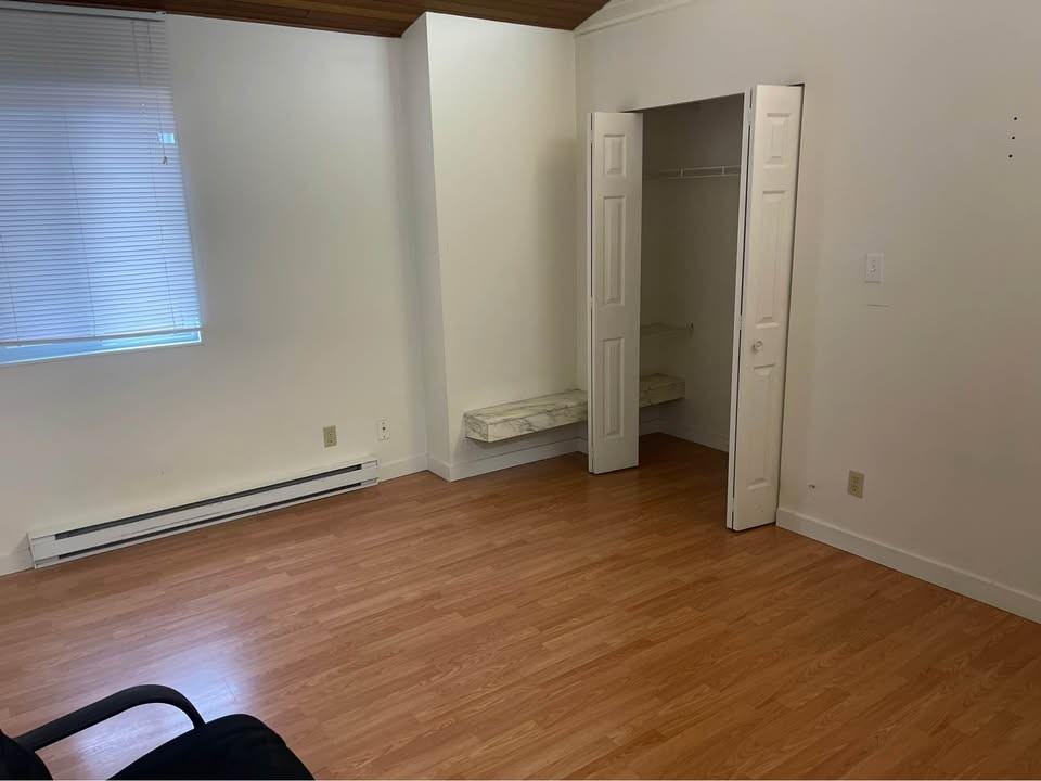 3218 East 45th Avenue - Photo 5 of 8