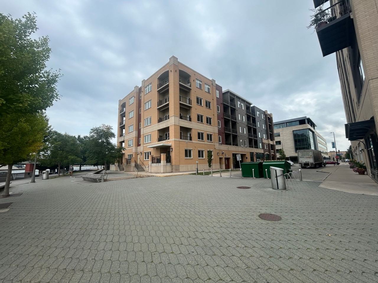 City Deck Landing - Photo 4 of 37