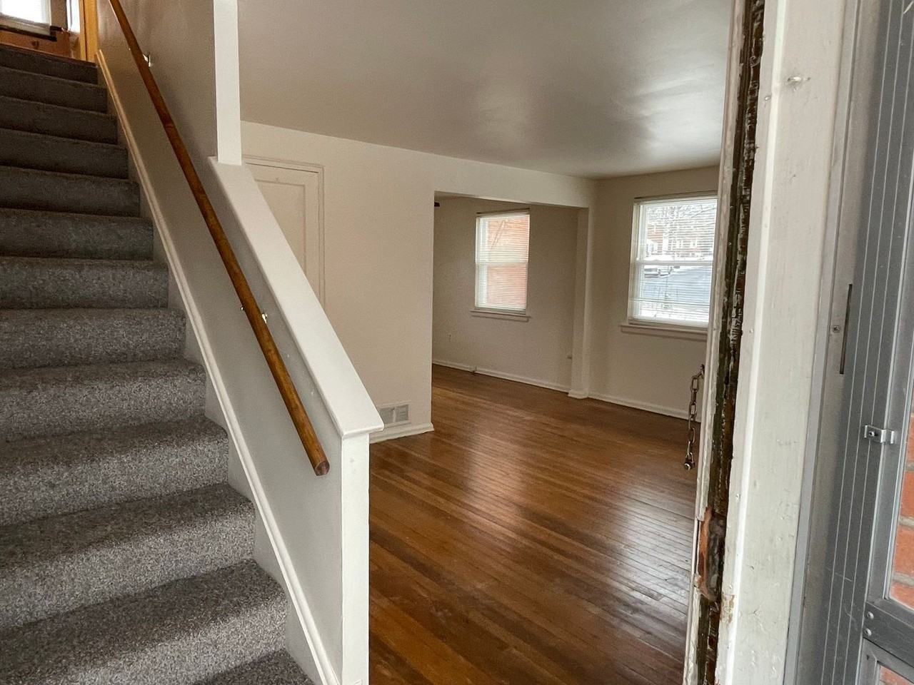 2751 Wilson Pkwy - Photo 4 of 22