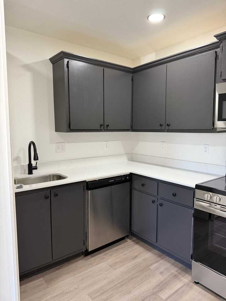 Black Bear Creek - Photo 6 of 9