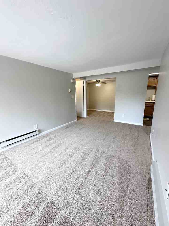 PARK MANOR -- 183 - Photo 6 of 24