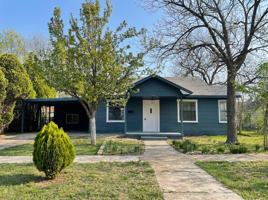 featured image of 1115 S 11th St