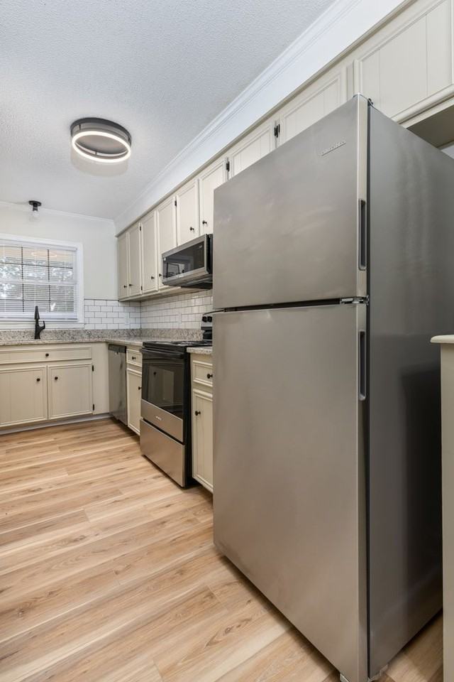 810 Augusta St - Photo 6 of 13