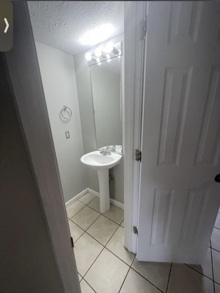 133 Bell Avenue - Photo 3 of 7