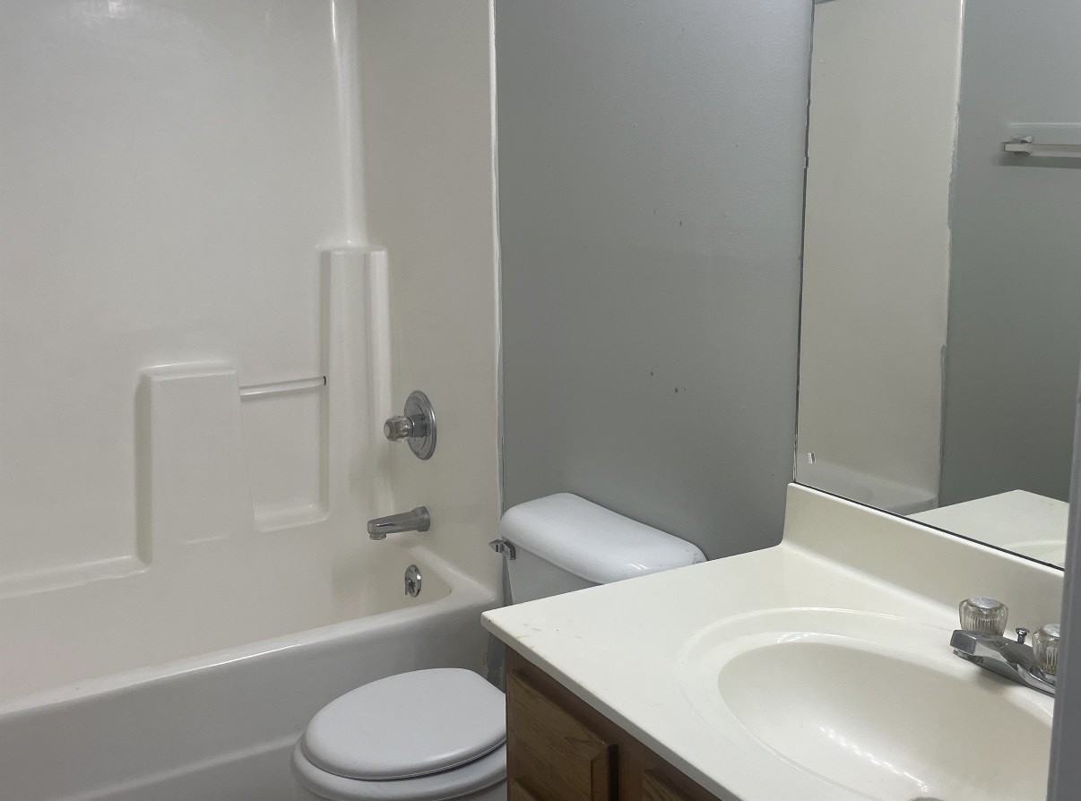 133 Bell Avenue - Photo 4 of 7