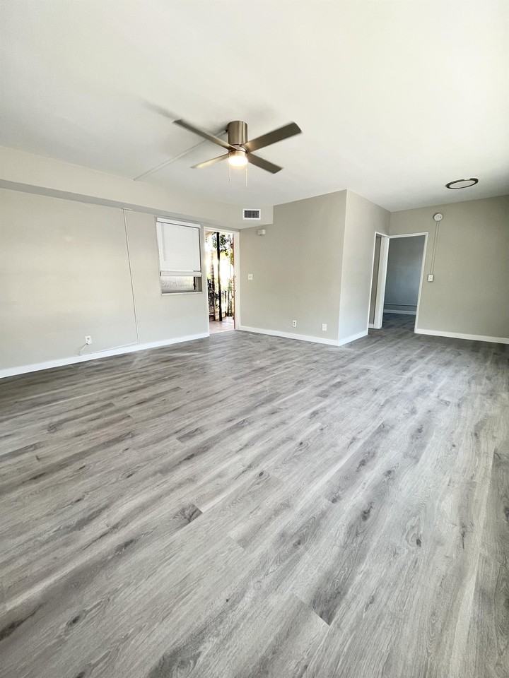 2 Isle of Venice Drive - Photo 7 of 11