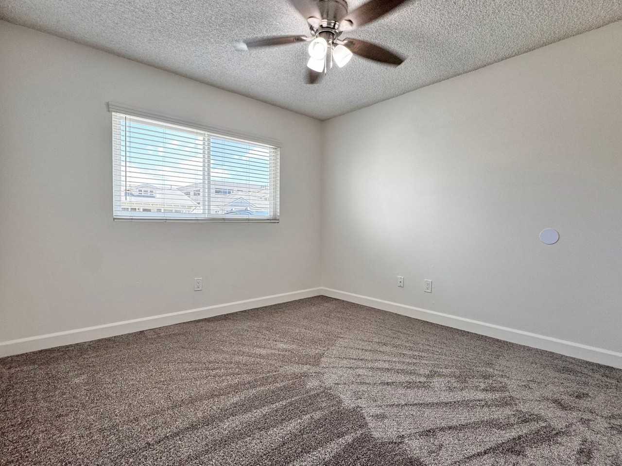 Third Ave - Photo 4 of 15