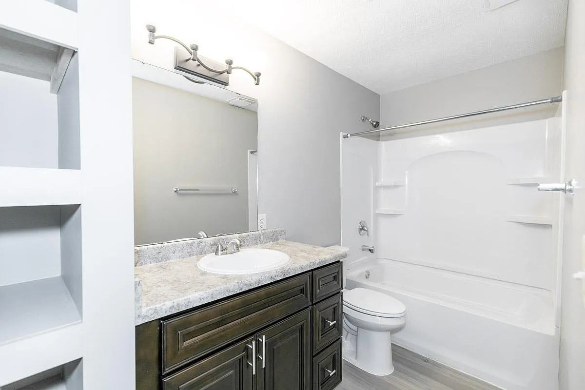 438 South 27th Street - Photo 3 of 7