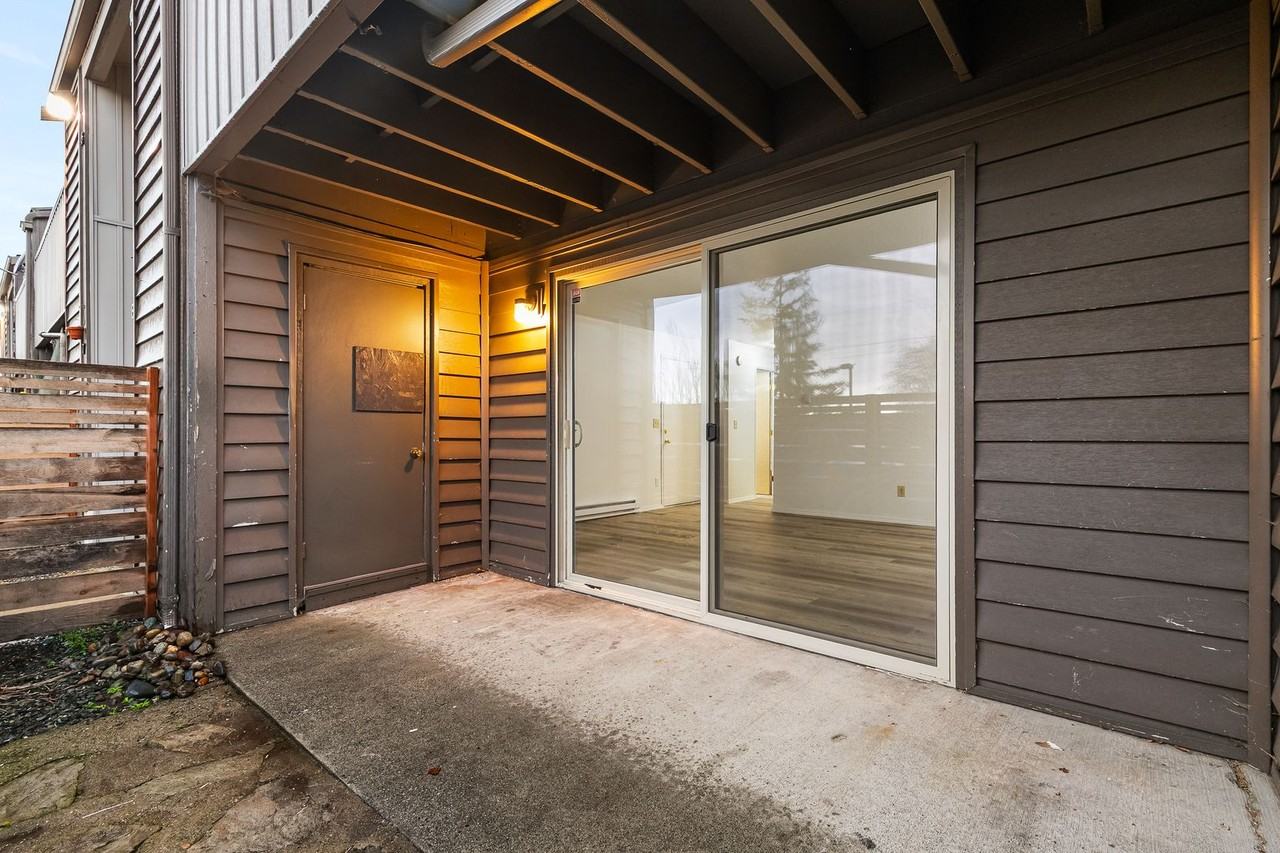 Fairview Apartments - Photo 3 of 21