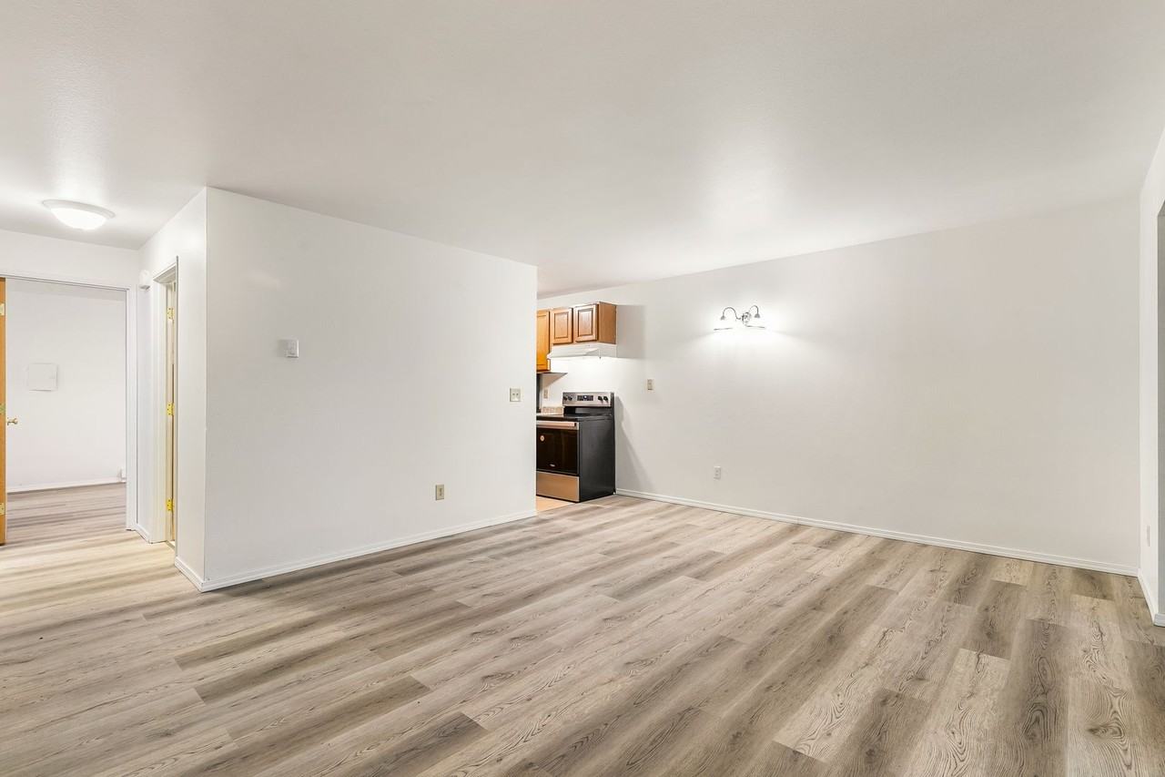 Fairview Apartments - Photo 4 of 21