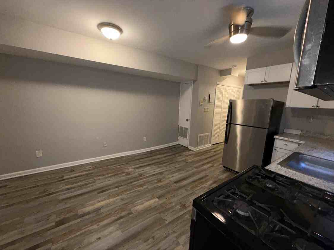 Centre Properties - Photo 3 of 7