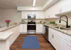 featured image of 2405 Whitney Ave