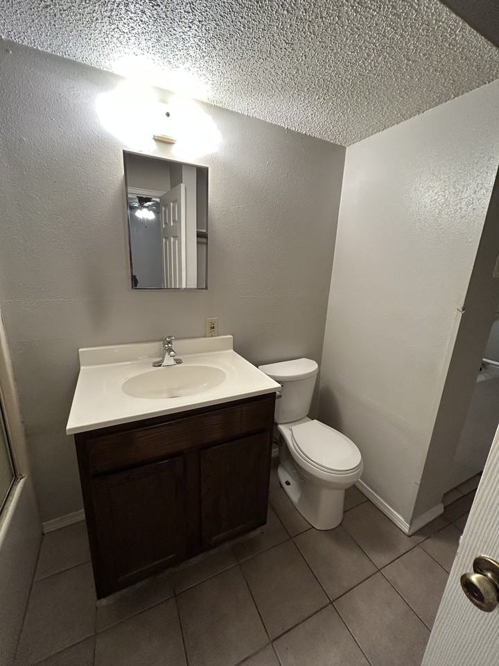 203 South Baggett Street - Photo 7 of 7