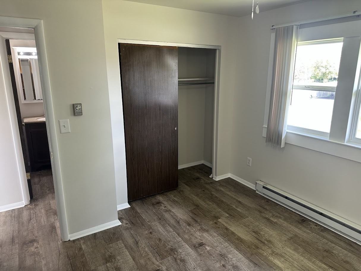 955 West Ardussi Street - Photo 4 of 7