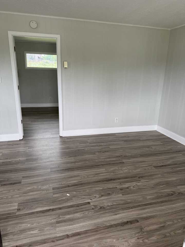 111 Roseview Drive 1-20 - Photo 2 of 48