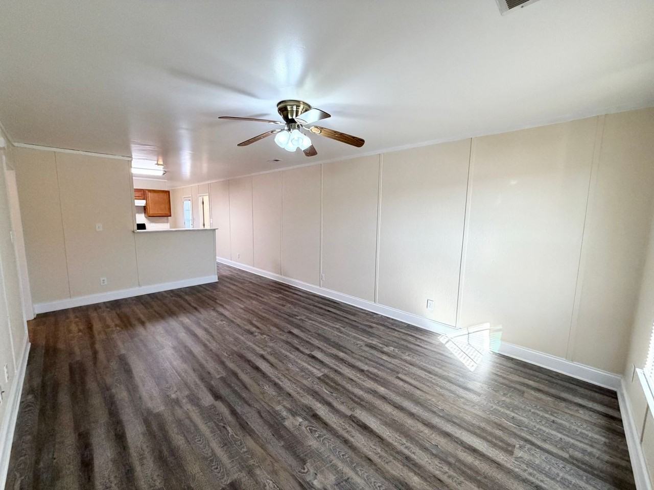 132 Cora Ln - Photo 3 of 14