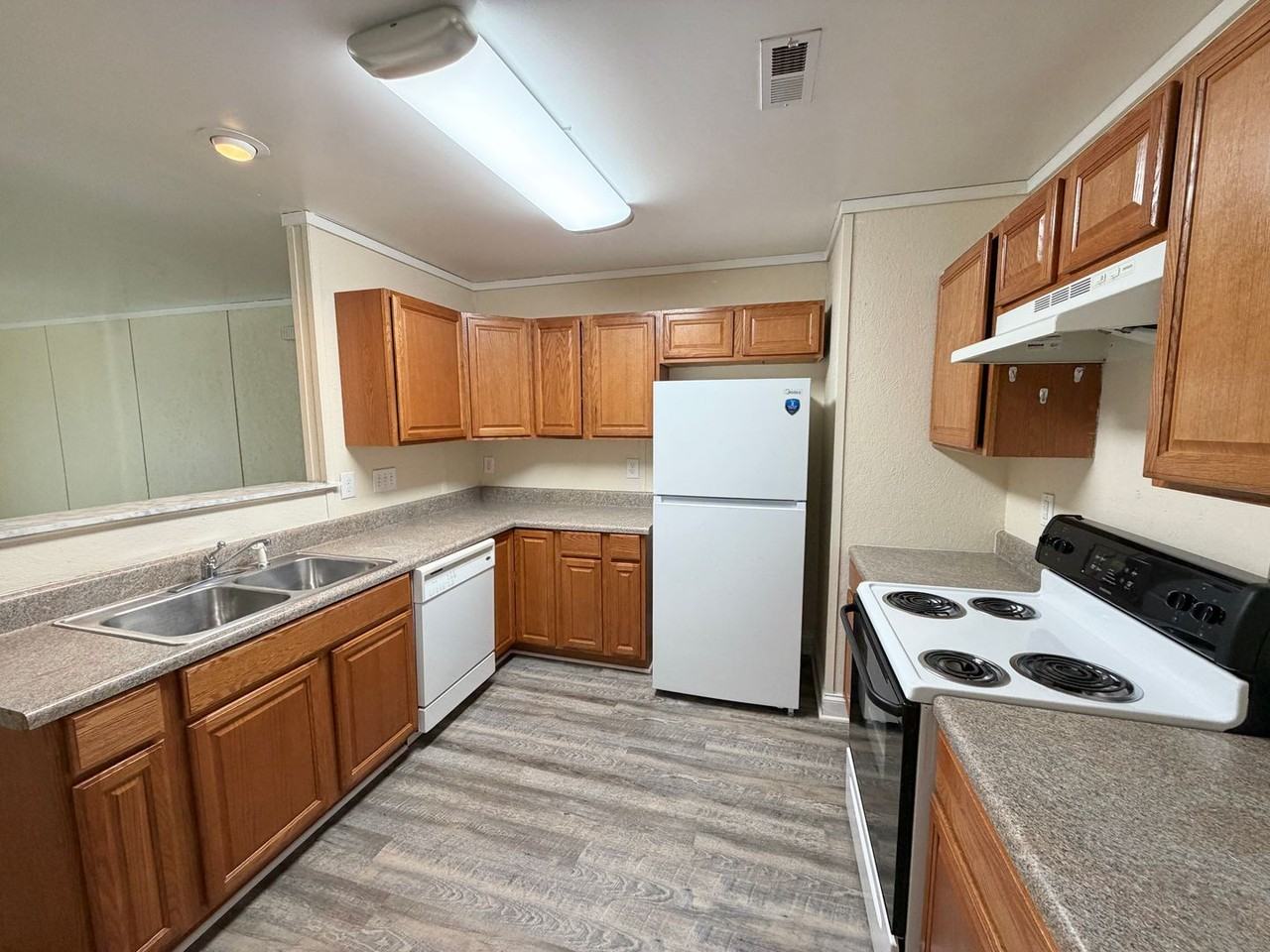 132 Cora Ln - Photo 5 of 14