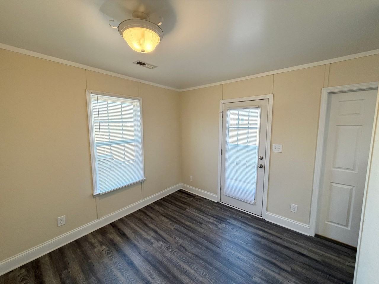 132 Cora Ln - Photo 6 of 14