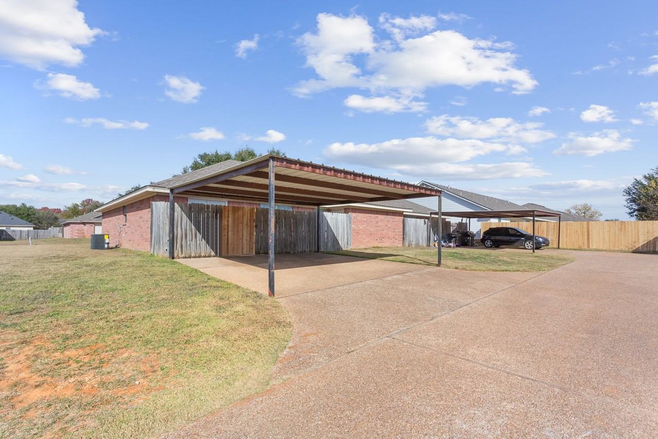10316 Hyacinth Ln #B - Photo 5 of 25