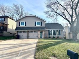 featured image of 1823 S 155th Ave