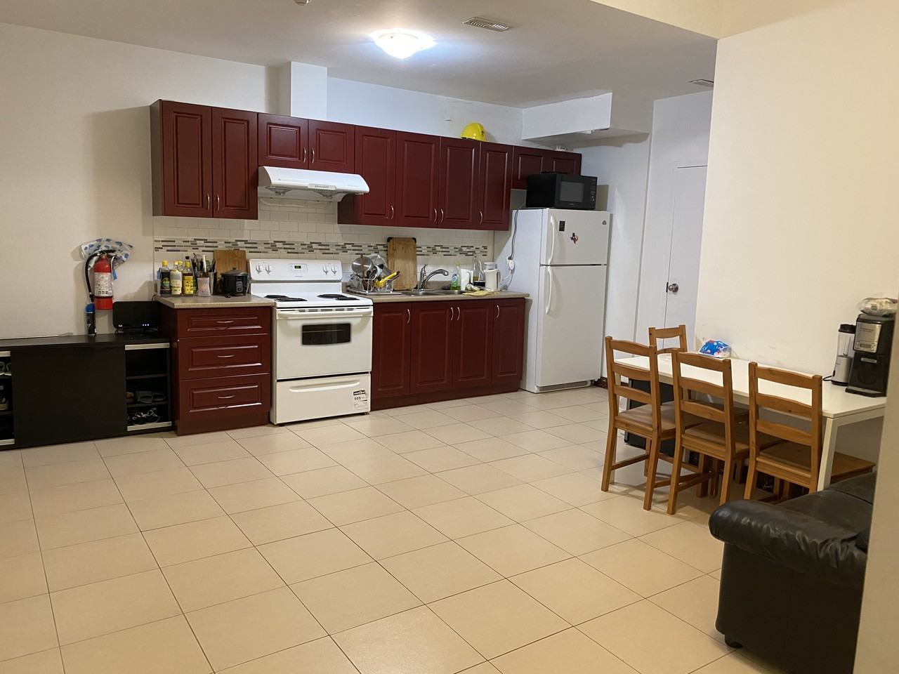 Beverley St & College St - Photo 6 of 6