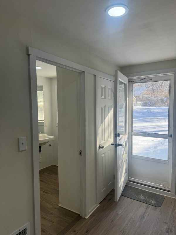 752 Norwood Rd - Photo 4 of 22