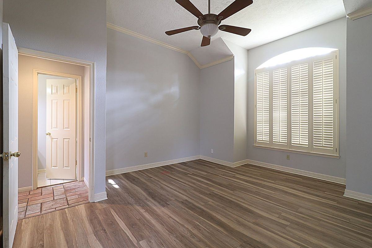 3510 Cypressdale Dr - Photo 6 of 7