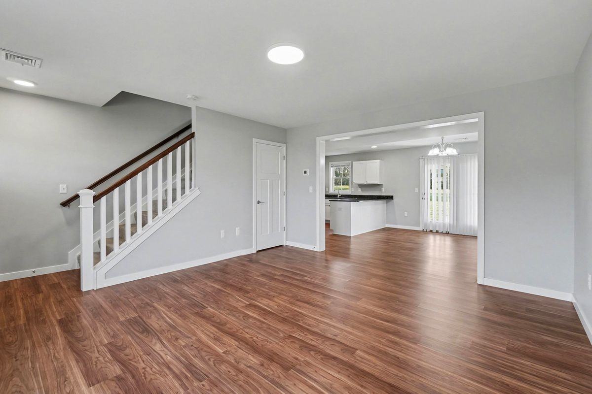 120 Hart Ln - Photo 3 of 16