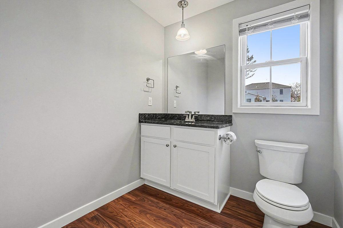 120 Hart Ln - Photo 6 of 16