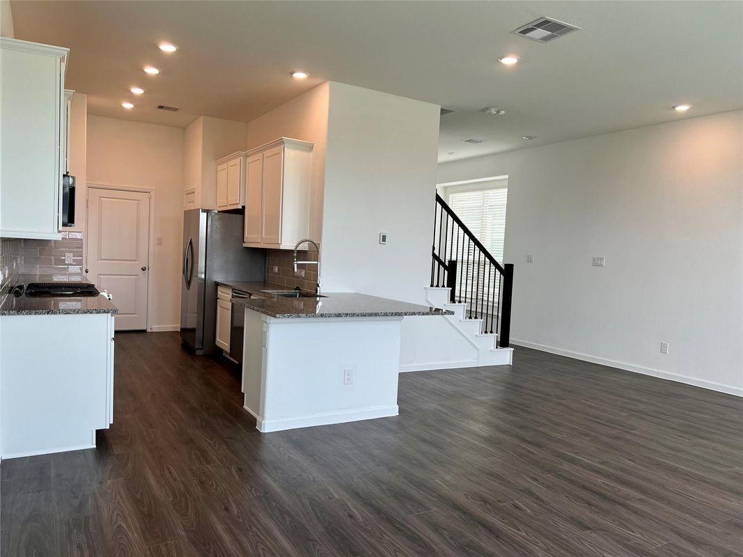 5719 Foggy Vine Ct - Photo 3 of 36