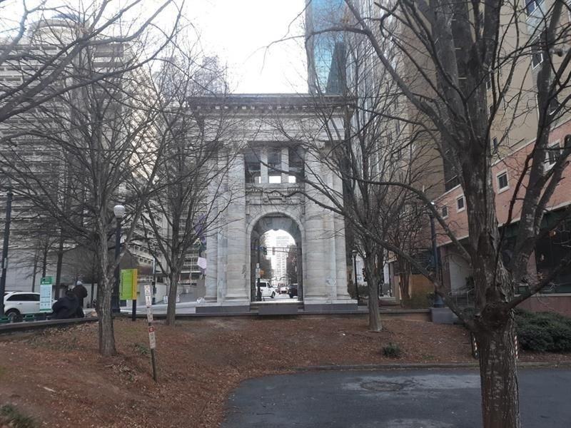 300 Peachtree St ##3i - Photo 3 of 23