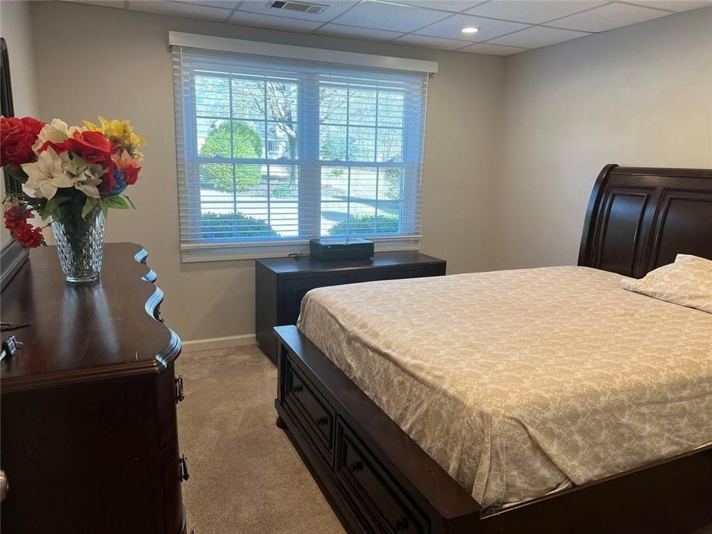 638 Oberlochen Way - Photo 3 of 20