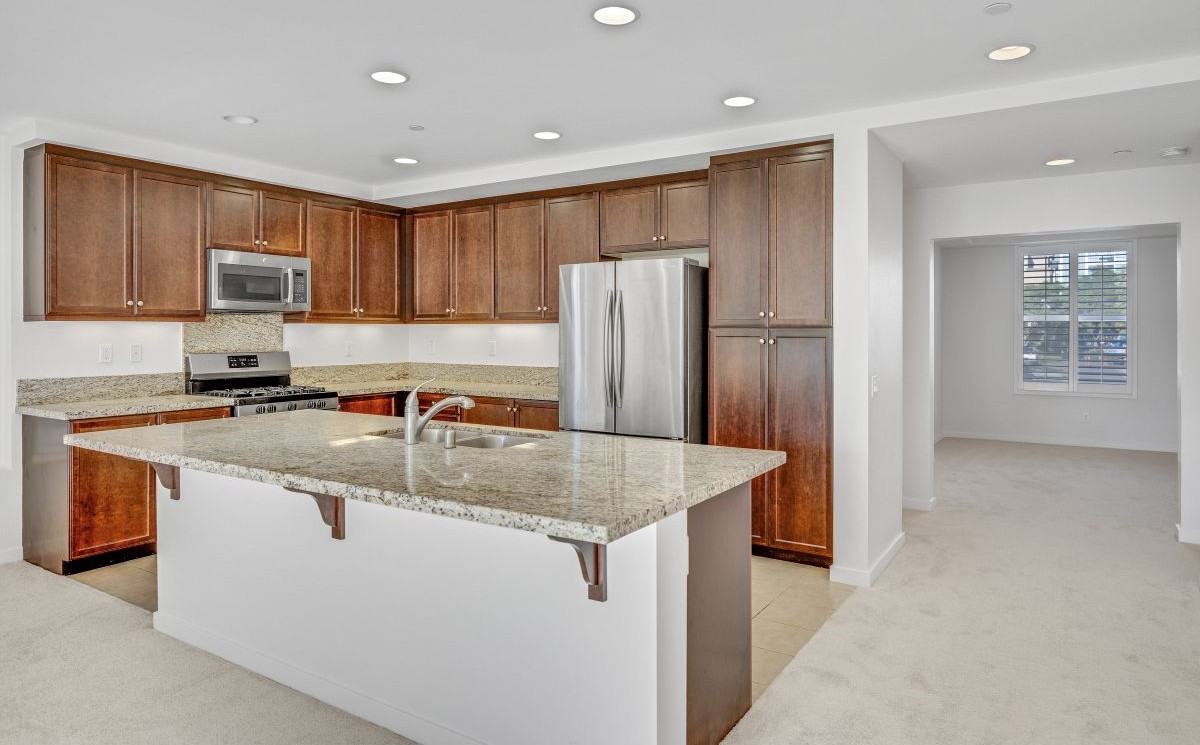 99 Walorf - Photo 6 of 34