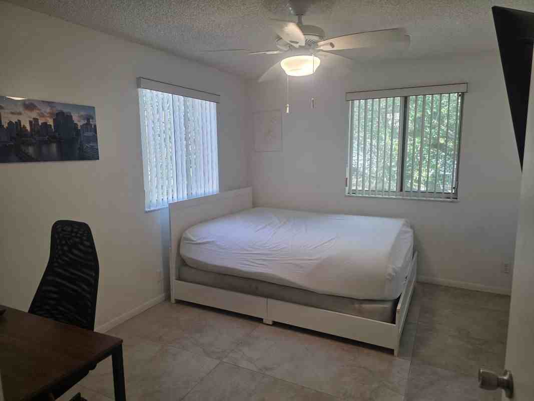 961 Nw 104th Way - Photo 3 of 3