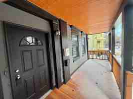 featured image of 283 Grand St