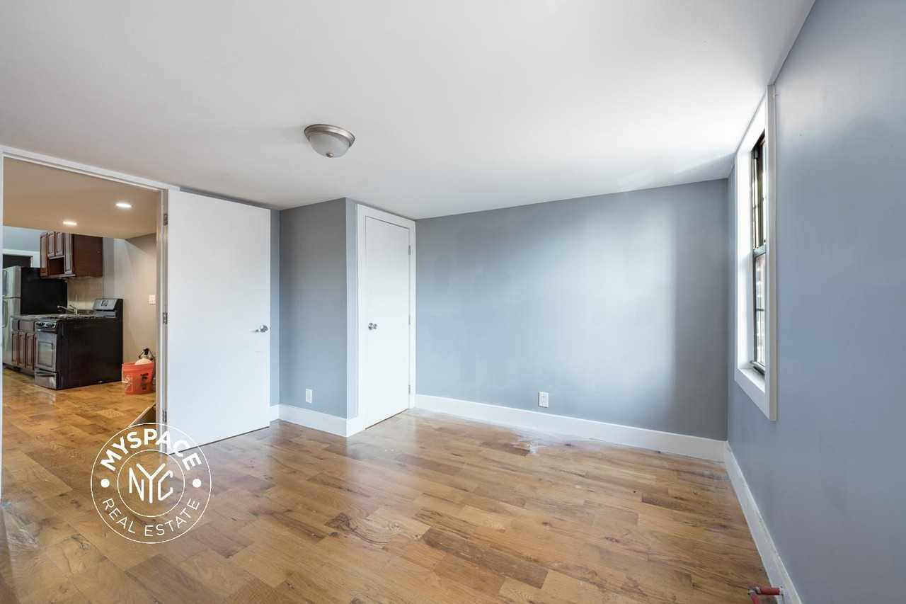 19 Park St #3L - Photo 6 of 17