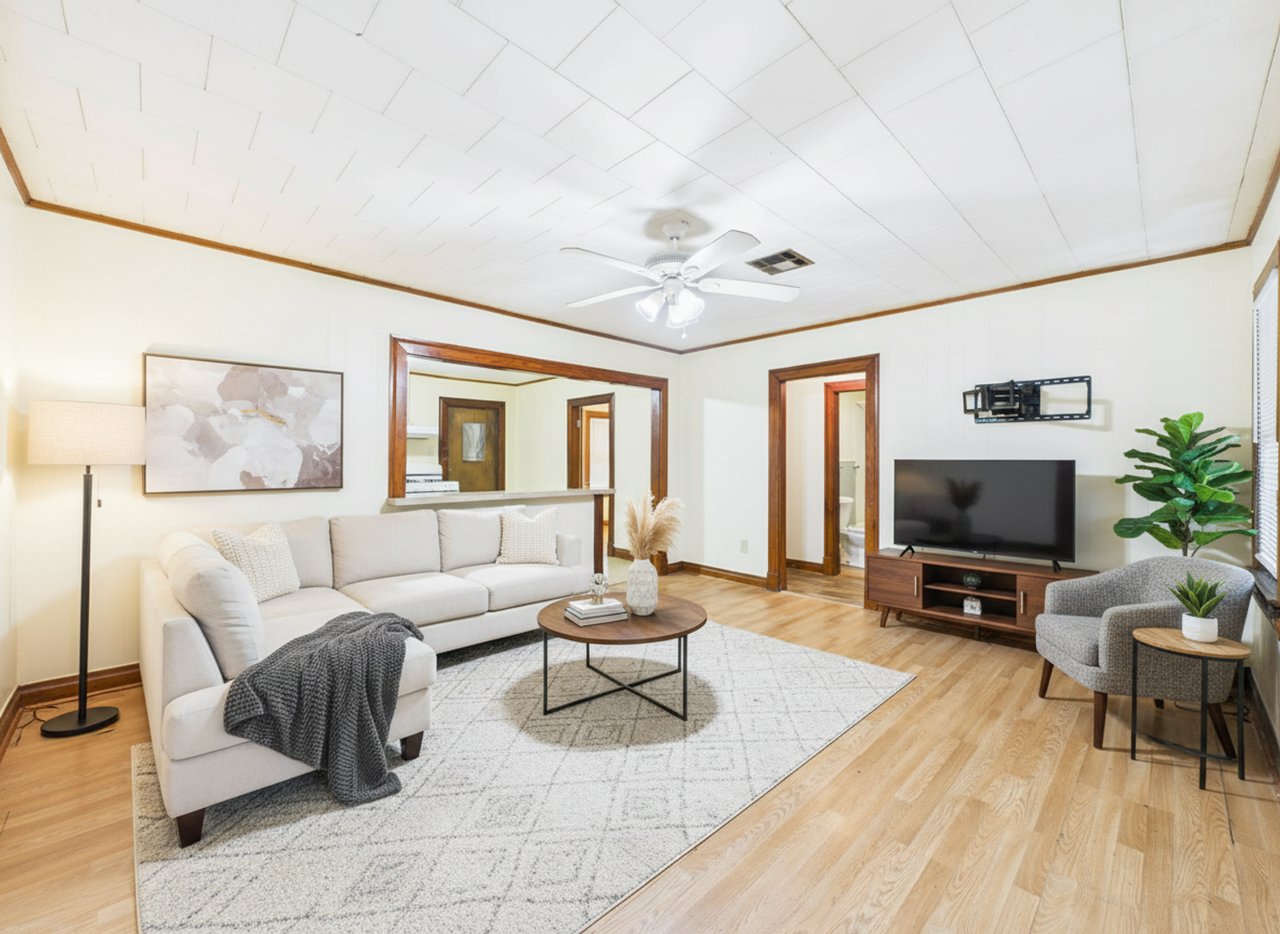 136 Tissington St - Photo 2 of 20