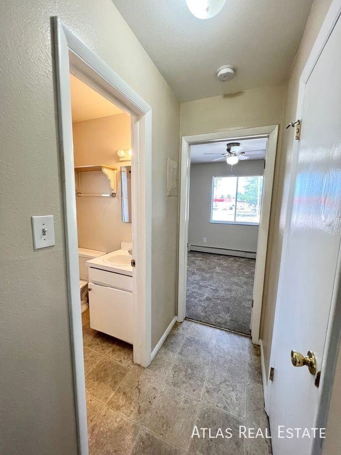 2924 N Arcadia Street - Photo 3 of 16