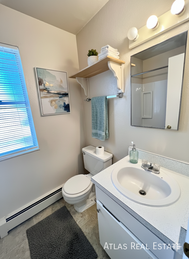 2924 N Arcadia Street - Photo 4 of 16