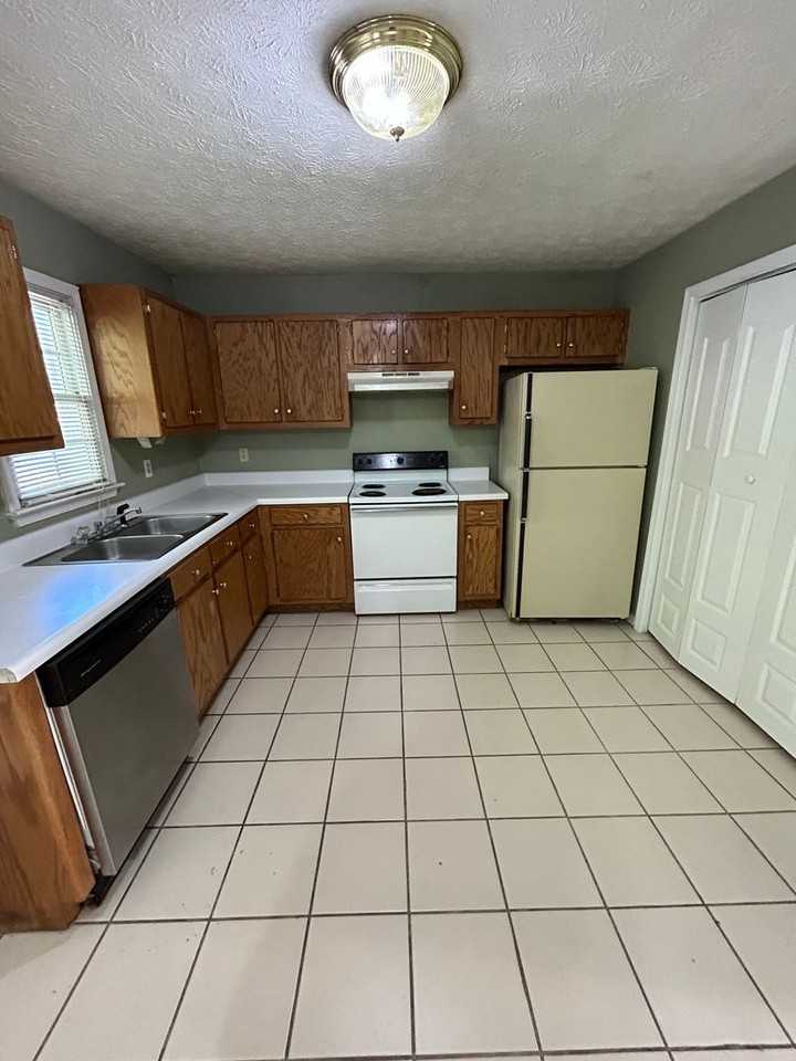 2692 Callier Springs Rd Se #A - Photo 2 of 14