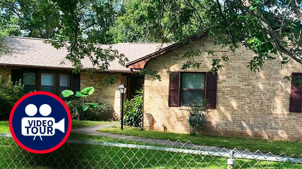 268 Newcomb St - Photo 2 of 33