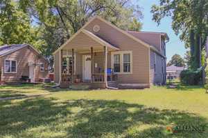 featured image of 321 Kearney St