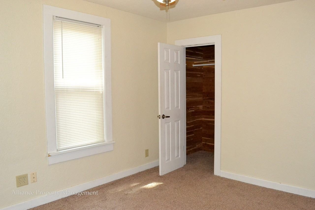 321 Kearney St - Photo 7 of 16